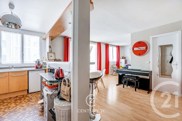 Appartement F4 à vendre  4 pièces - 68,31 m 2   PARIS  - 75015