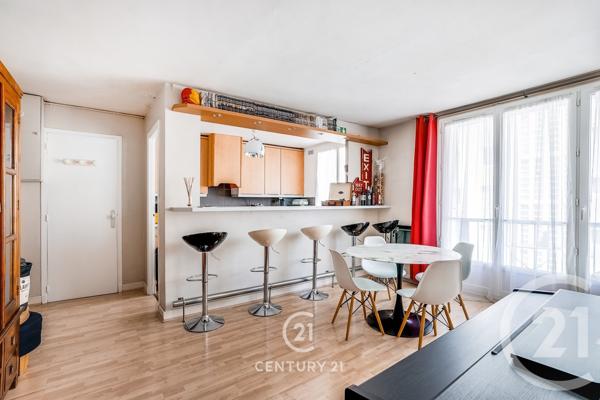 Appartement F4 à vendre  4 pièces - 68,31 m 2   PARIS  - 75015