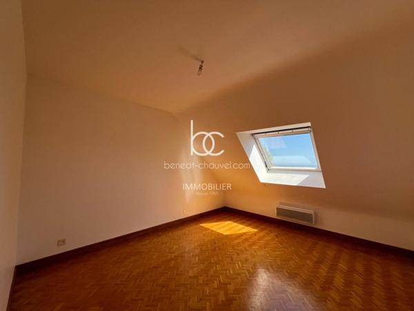 SARZEAU Maison 10 pièces 233 m²