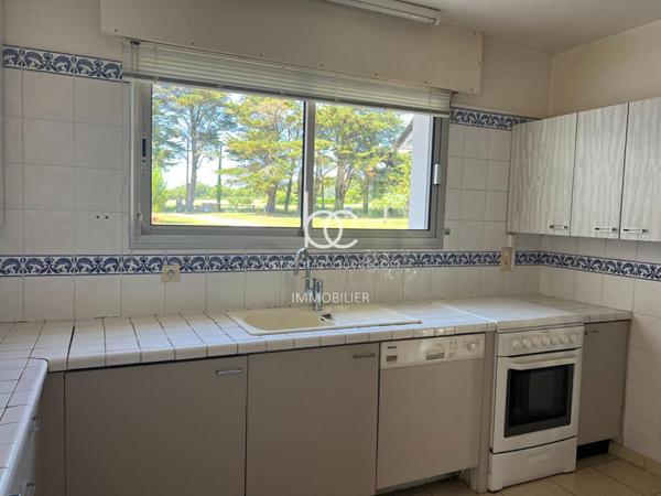 SARZEAU Maison 10 pièces 233 m²