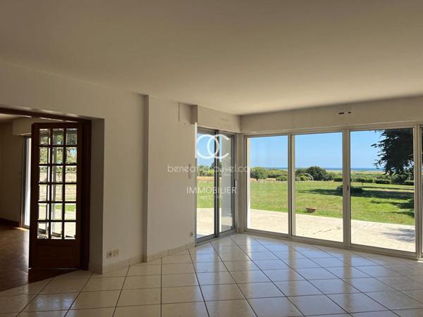 SARZEAU Maison 10 pièces 233 m²