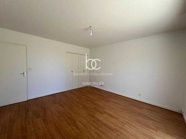 SARZEAU Maison 10 pièces 233 m²