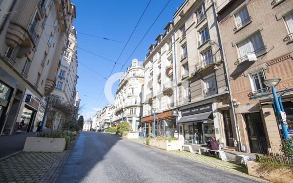 Appartement à vendre    2 pièces • 63 m2 Limoges