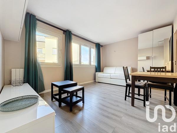 Location studio 24,04 m² Montlhéry