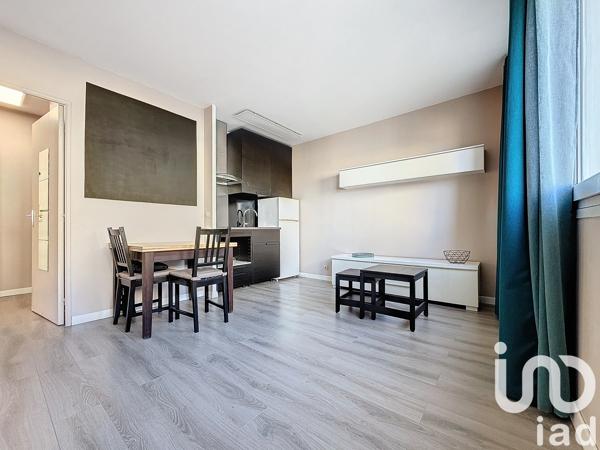 Location studio 24,04 m² Montlhéry