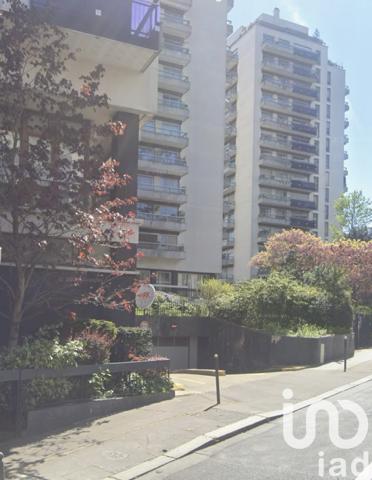 Parking for sale 11 m² Paris 14