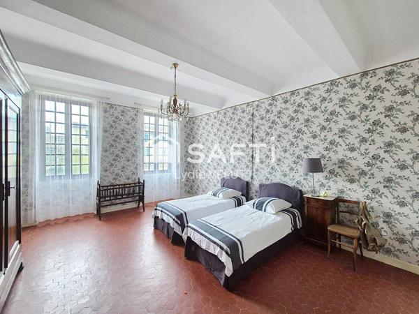 Maison 8 pièces 193 m²