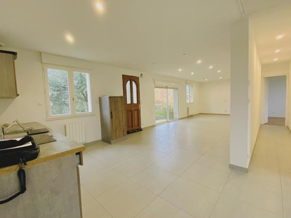 Beaulieu-sur-Oudon (53320) Maison a vendre avec 2000m2 de terrain.