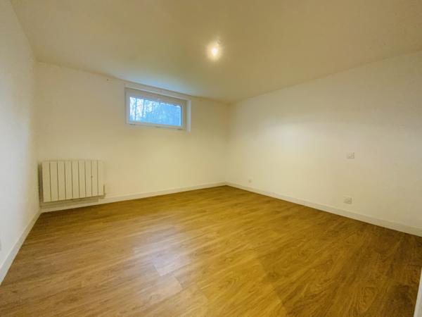 Beaulieu-sur-Oudon (53320) Maison a vendre avec 2000m2 de terrain.