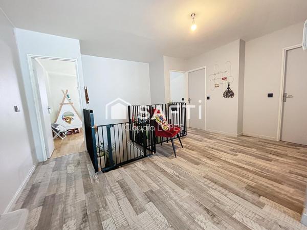Duplex 104 m² de 4 pièces avec cave et parking
