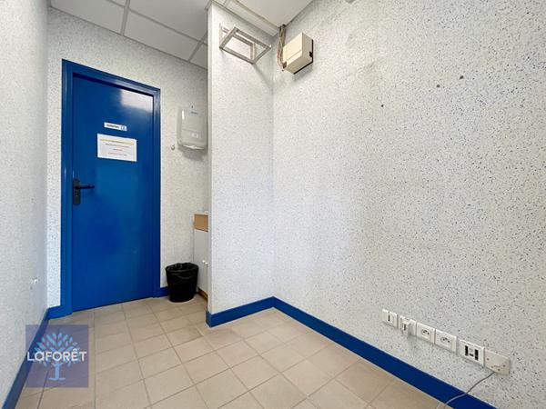 Location local commercial Cholet - 80 m² - 800 €/mois