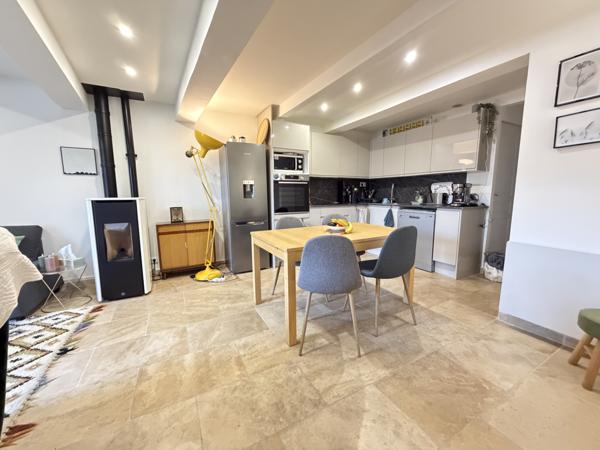 Meyrargues (13650) Charmante Maison de village T4 de 100m2