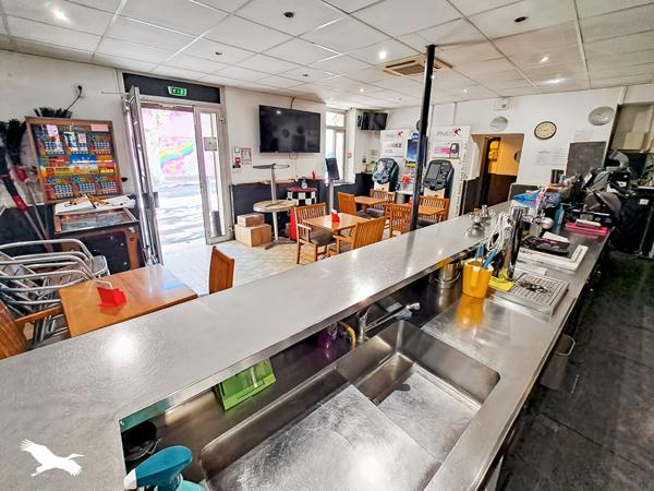 Local commercial à vendre |  Marseille 09 |  |