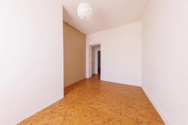 Maison à vendre 15 pièces 210m² Clermont-Ferrand (63000)