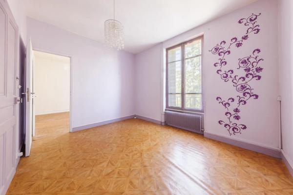Maison à vendre 15 pièces 210m² Clermont-Ferrand (63000)