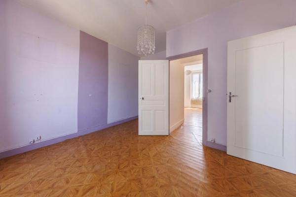 Maison à vendre 15 pièces 210m² Clermont-Ferrand (63000)