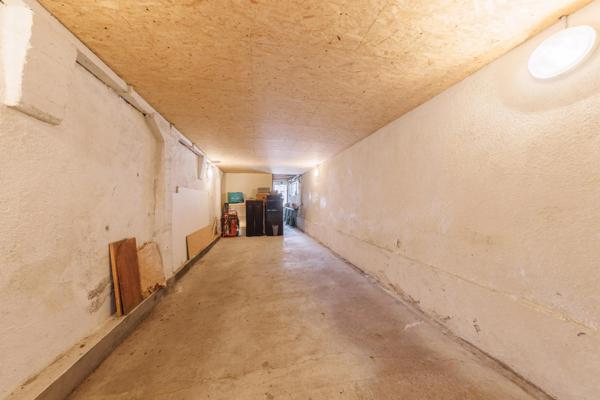 Maison à vendre 15 pièces 210m² Clermont-Ferrand (63000)