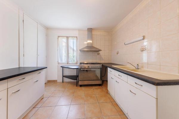 Maison à vendre 15 pièces 210m² Clermont-Ferrand (63000)