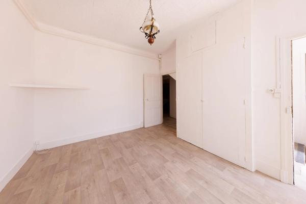 Maison à vendre 15 pièces 210m² Clermont-Ferrand (63000)