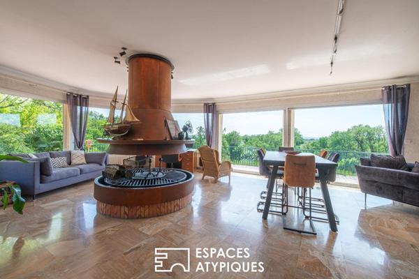 Maison de charme avec étang dans un cadre verdoyant