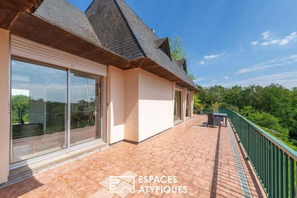 Maison de charme avec étang dans un cadre verdoyant