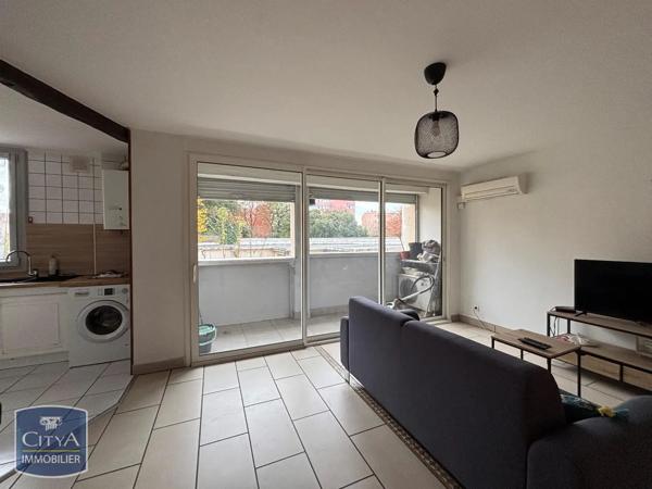 Appartement à louer 4 pièces 64.03m² Villeurbanne (69100)