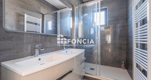 À vendre Maison 6 pièces 233 m² - Bordeaux 33200