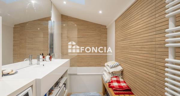 À vendre Maison 6 pièces 233 m² - Bordeaux 33200