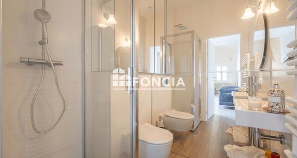 À vendre Maison 6 pièces 233 m² - Bordeaux 33200