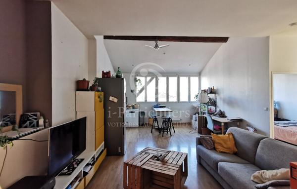 Joli appartement 3 pièces avec garage à moto