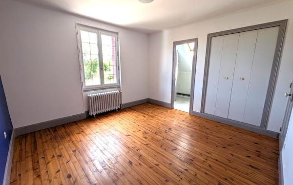 Vente Maison rénové(e) Le donjon   