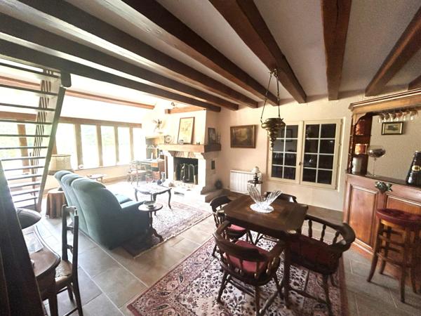 Maison à ROMORANTIN-LANTHENAY, 41200 - 10 pièces 214m²