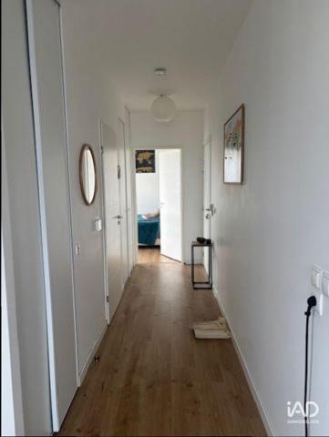 Location appartement 3 pièces 53 m² Puteaux