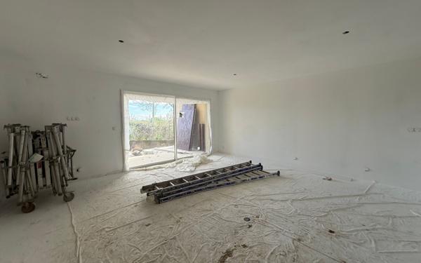 Appartement à vendre    4 pièces • 94 m2 Furiani