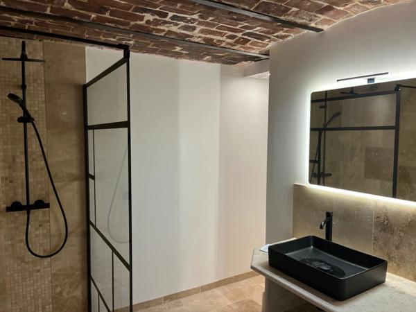 Appartement T1 totalement rénové de 40 M2 à 250 M à pied de la mer et proche de l'hippodrome de Deauville