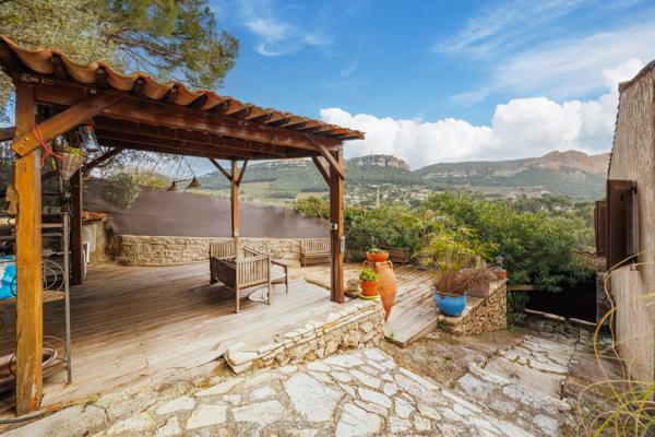 Cassis - Maison de caractère- 10P - 260M2 - Vue Cap Canaille et Mer