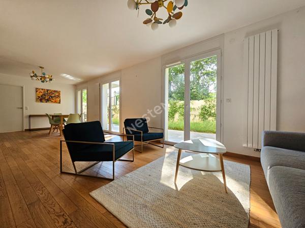 RARE : Puteaux, Quartier Colline / Appartement de 4 pièces de 101m² avec 90m² de Jardin et 20m² de Terrasse