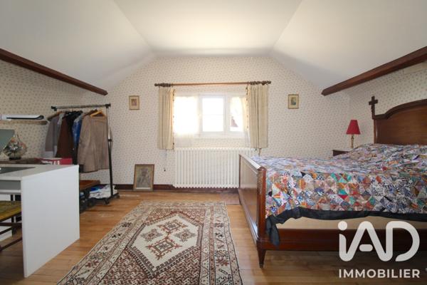 Maison à vendre 5 pièces 128,5 m² Saint-Fargeau-Ponthierry
