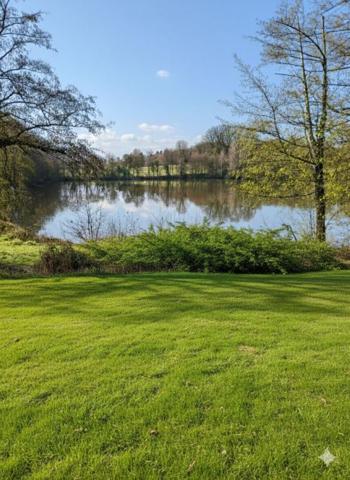 Trés joli corps de ferme et 1, 1 hectares de terrain