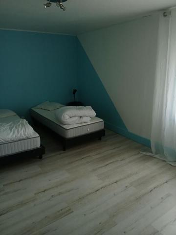 Trés joli corps de ferme et 1, 1 hectares de terrain