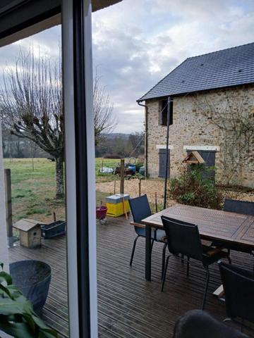 Trés joli corps de ferme et 1, 1 hectares de terrain