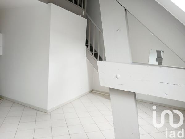 apartment rental 1 room 28 m² Sens