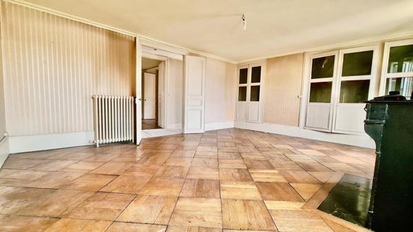 Appartement 200m2 Haussmannien Hypercentre à rénover