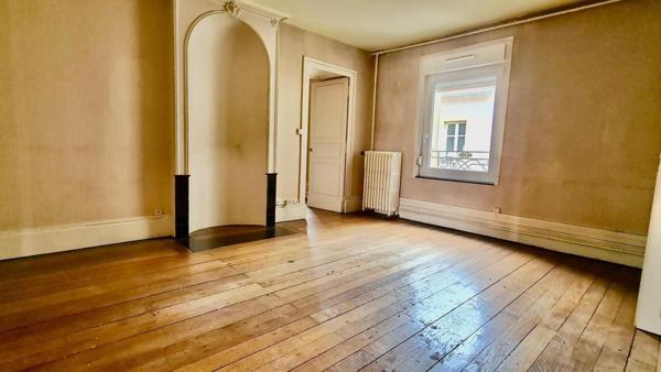 Appartement 200m2 Haussmannien Hypercentre à rénover