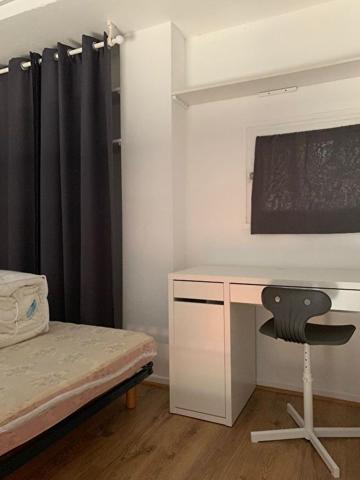 Toulouse Rangueil 31400 - T1 BIS DUPLEX meublé - parking-