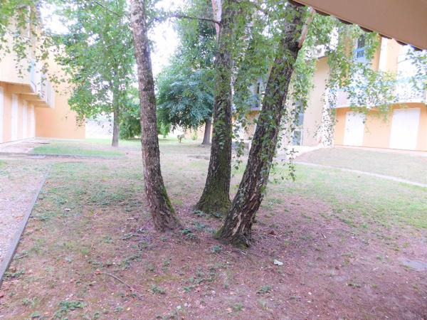Toulouse Rangueil 31400 - T1 BIS DUPLEX meublé - parking-