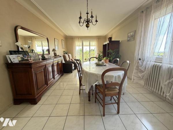Maison 3 chambres avec beau jardin à Savenay