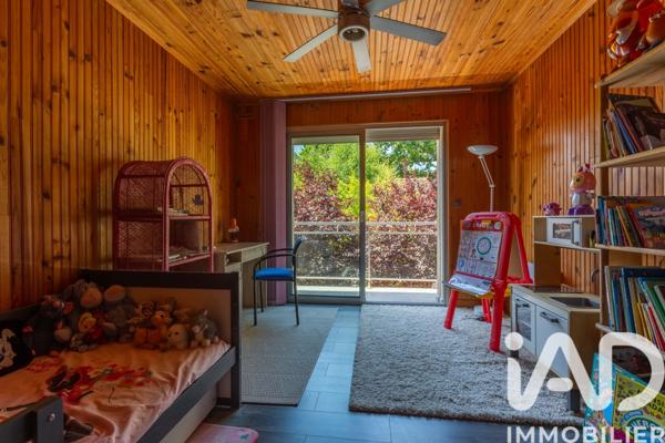 Maison à vendre 9 pièces 440 m² Sainte-Geneviève-des-Bois