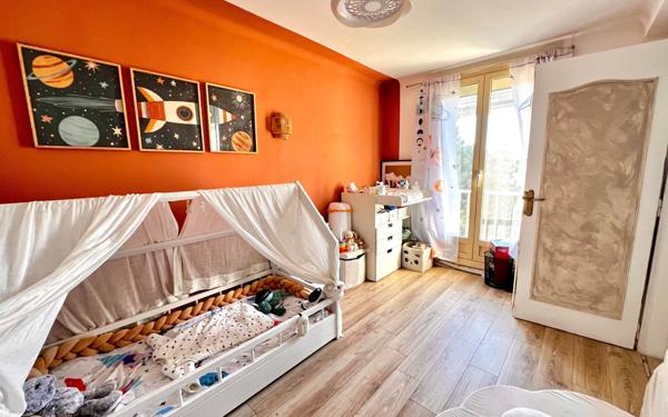 Appartement à vendre    3 pièces •  Martigues