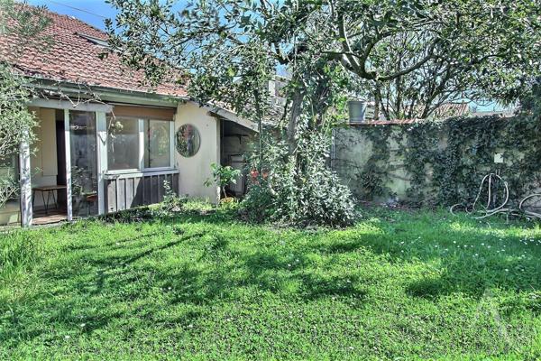 Maison en Pierre type échoppe double 95 m² Jardin